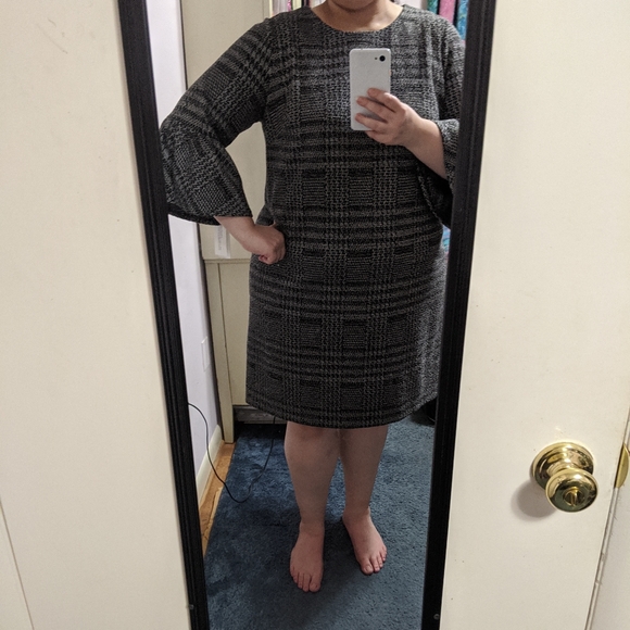Calvin Klein Plus Size Plaid Bell-Sleeve Dress - Picture 11 of 13